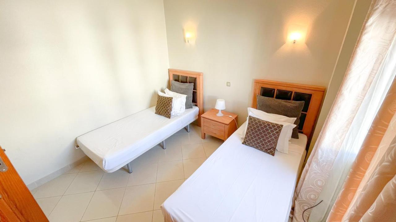 Villa Gabriel By Sunny Deluxe Albufeira Extérieur photo
