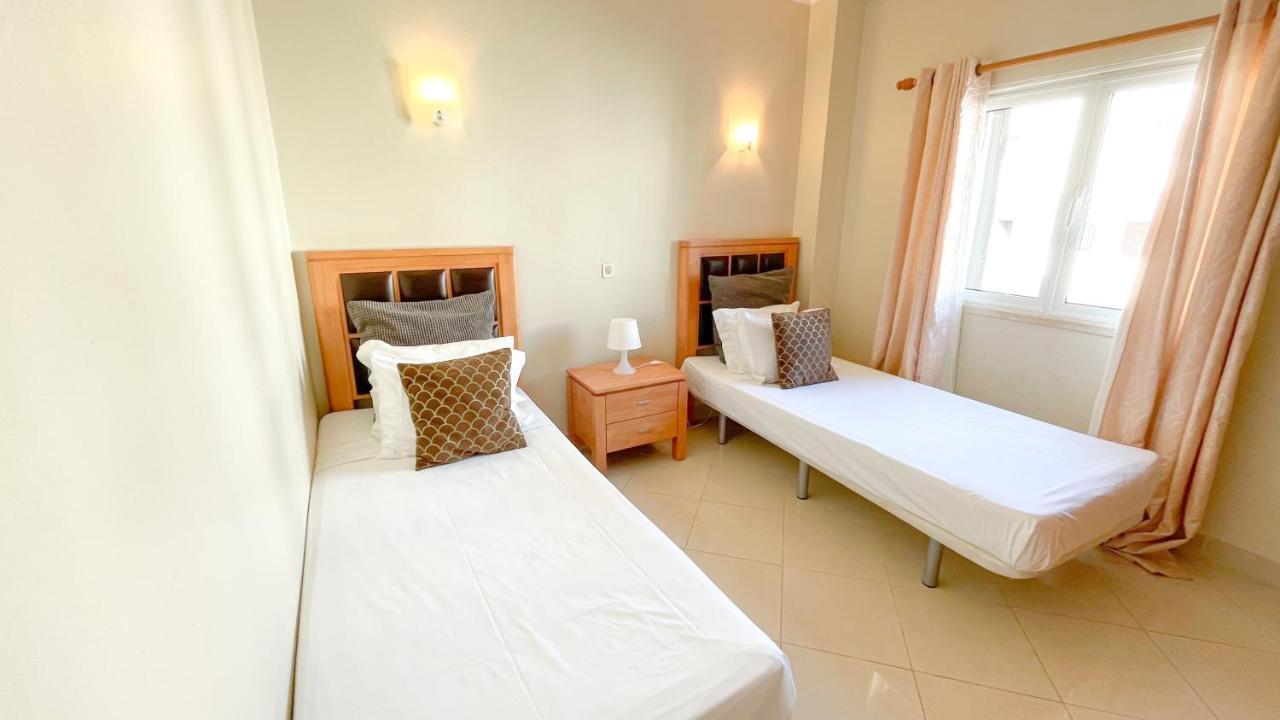 Villa Gabriel By Sunny Deluxe Albufeira Extérieur photo